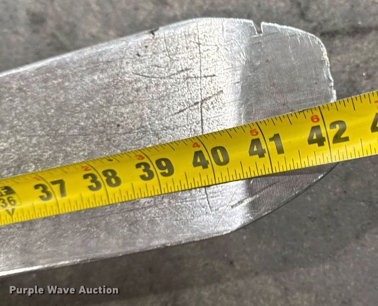 image for item MZ9396 2017 Yale OS030 order picker