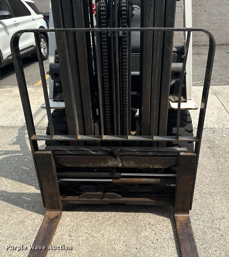 image for item MZ9398 2017 UniCarriers PF50 forklift