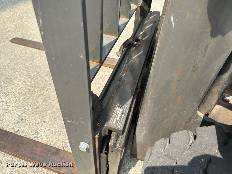 image for item MZ9398 2017 UniCarriers PF50 forklift