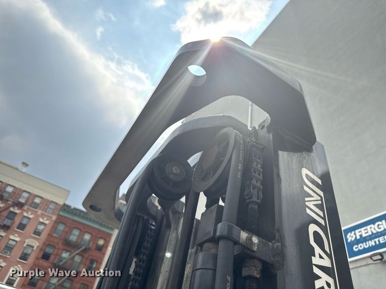 image for item MZ9398 2017 UniCarriers PF50 forklift