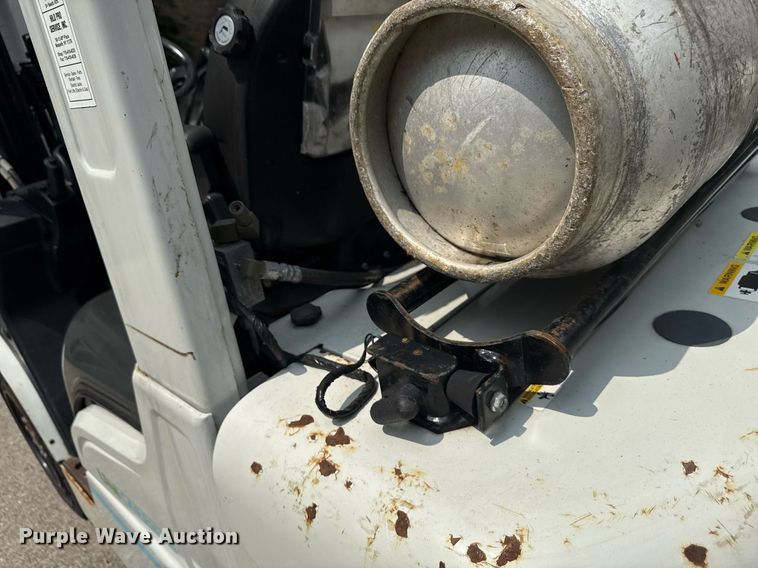 image for item MZ9398 2017 UniCarriers PF50 forklift