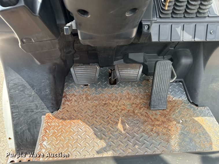 image for item MZ9398 2017 UniCarriers PF50 forklift