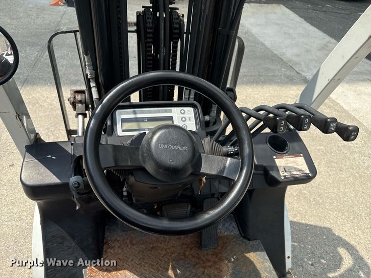 image for item MZ9398 2017 UniCarriers PF50 forklift