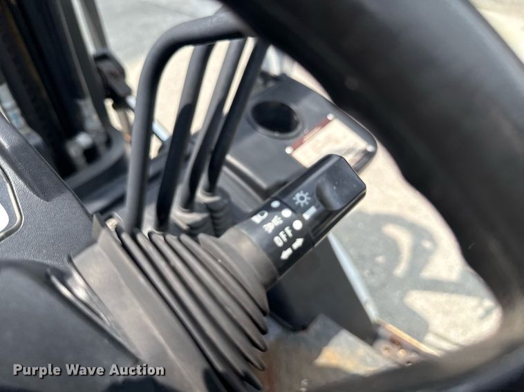 image for item MZ9398 2017 UniCarriers PF50 forklift