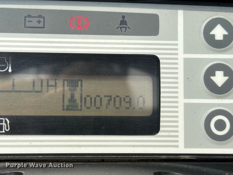 image for item MZ9398 2017 UniCarriers PF50 forklift