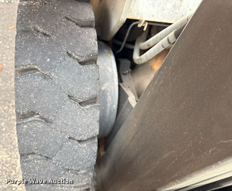 image for item MZ9398 2017 UniCarriers PF50 forklift