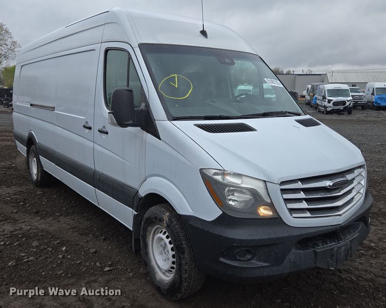 image for item YA0446 2016 Freightliner Sprinter 2500 van