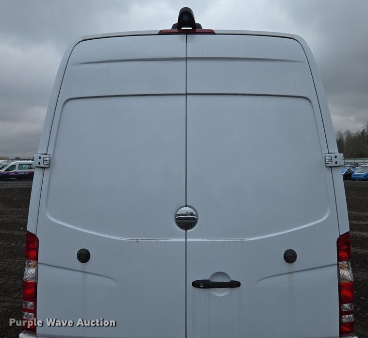 image for item YA0446 2016 Freightliner Sprinter 2500 van