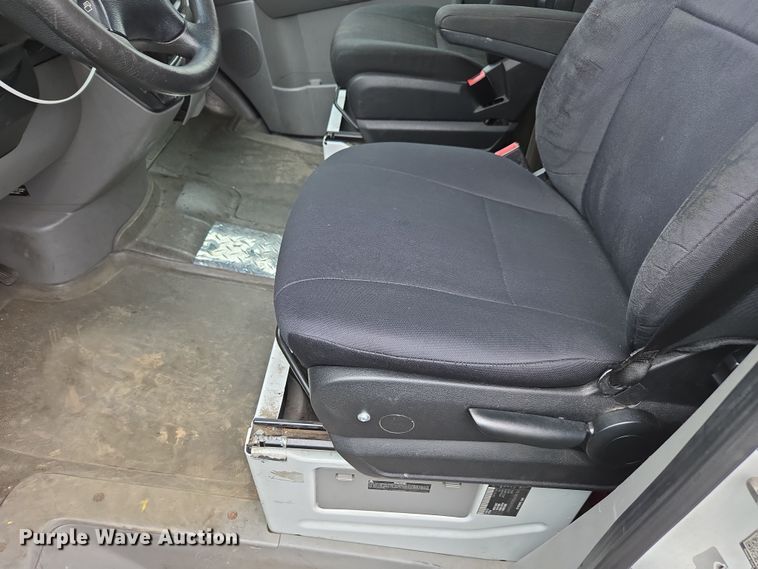 image for item YA0446 2016 Freightliner Sprinter 2500 van