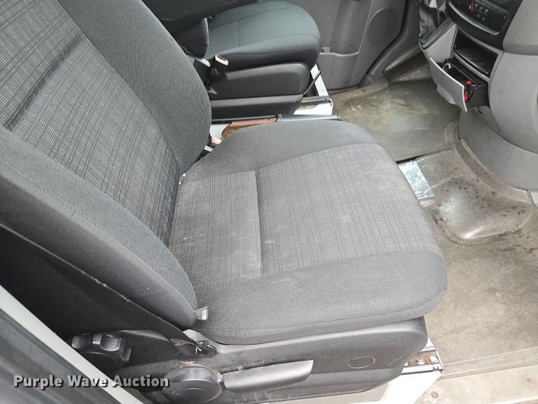 image for item YA0446 2016 Freightliner Sprinter 2500 van