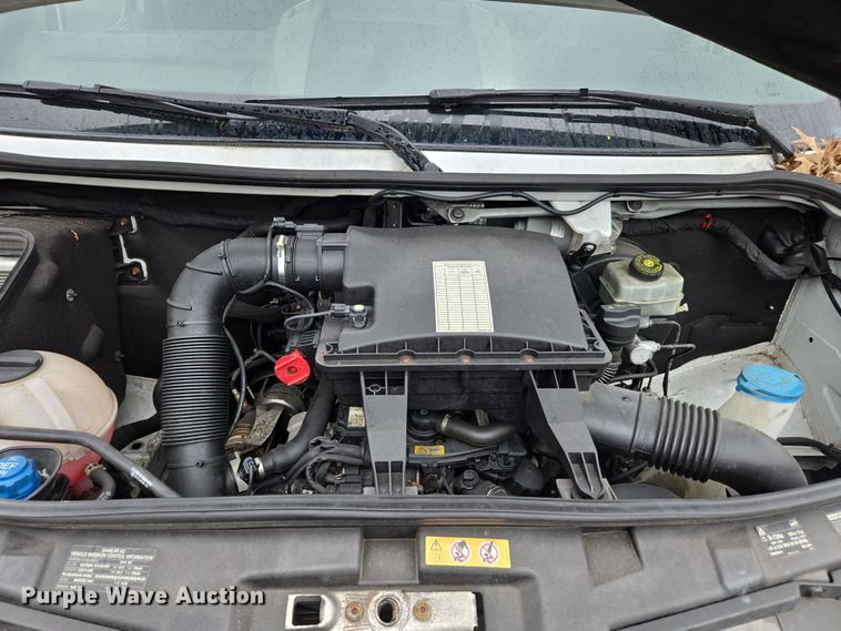 image for item YA0446 2016 Freightliner Sprinter 2500 van