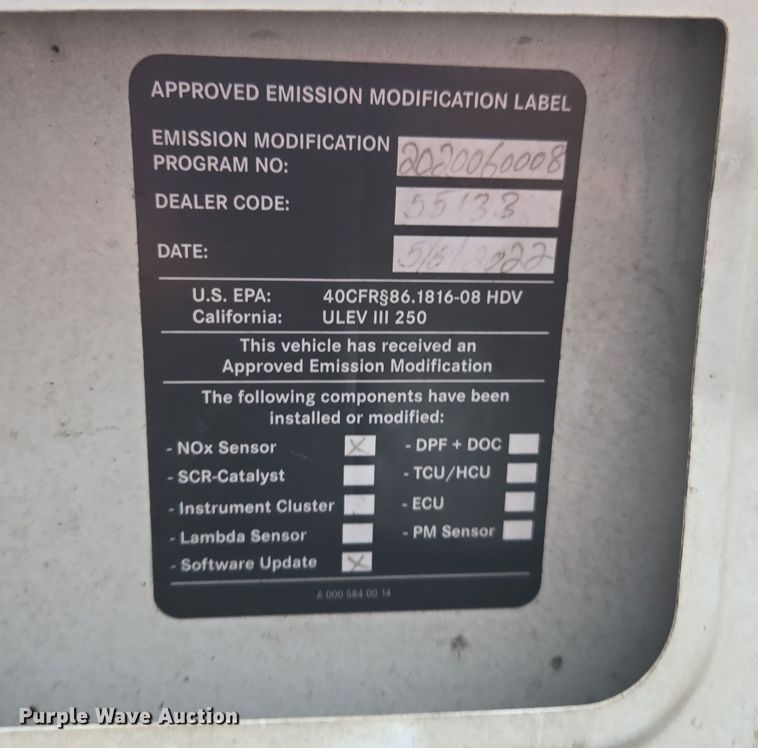 image for item YA0446 2016 Freightliner Sprinter 2500 van