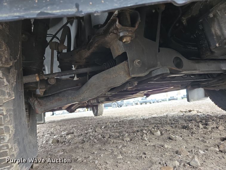 image for item YA0446 2016 Freightliner Sprinter 2500 van