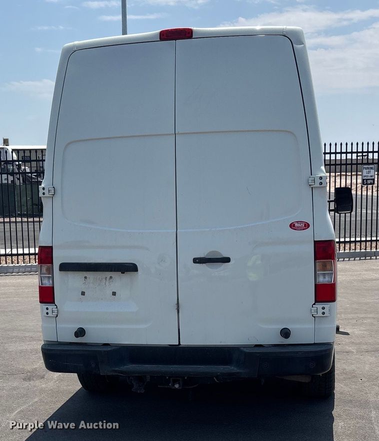 image for item YA0672 2018 Nissan NV2500 van