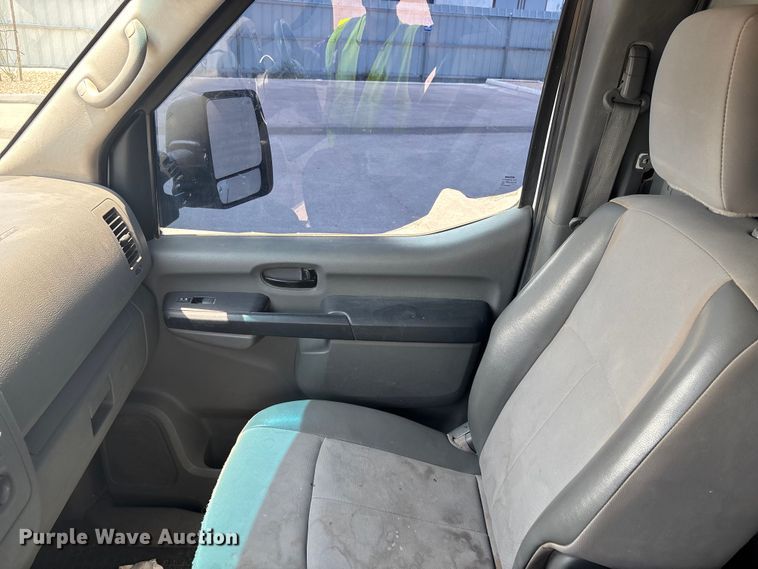 image for item YA0672 2018 Nissan NV2500 van