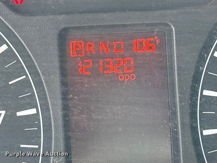 image for item YA0672 2018 Nissan NV2500 van