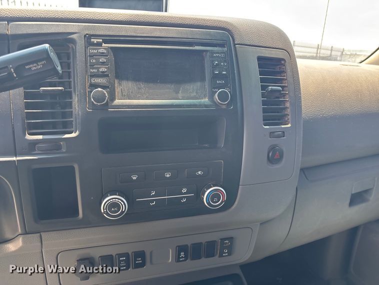 image for item YA0672 2018 Nissan NV2500 van