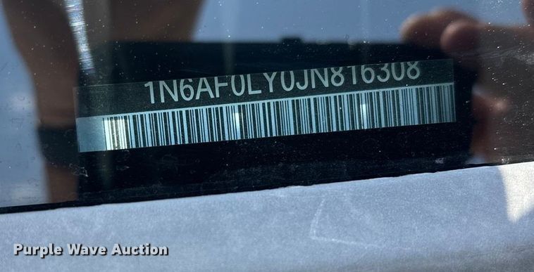 image for item YA0672 2018 Nissan NV2500 van