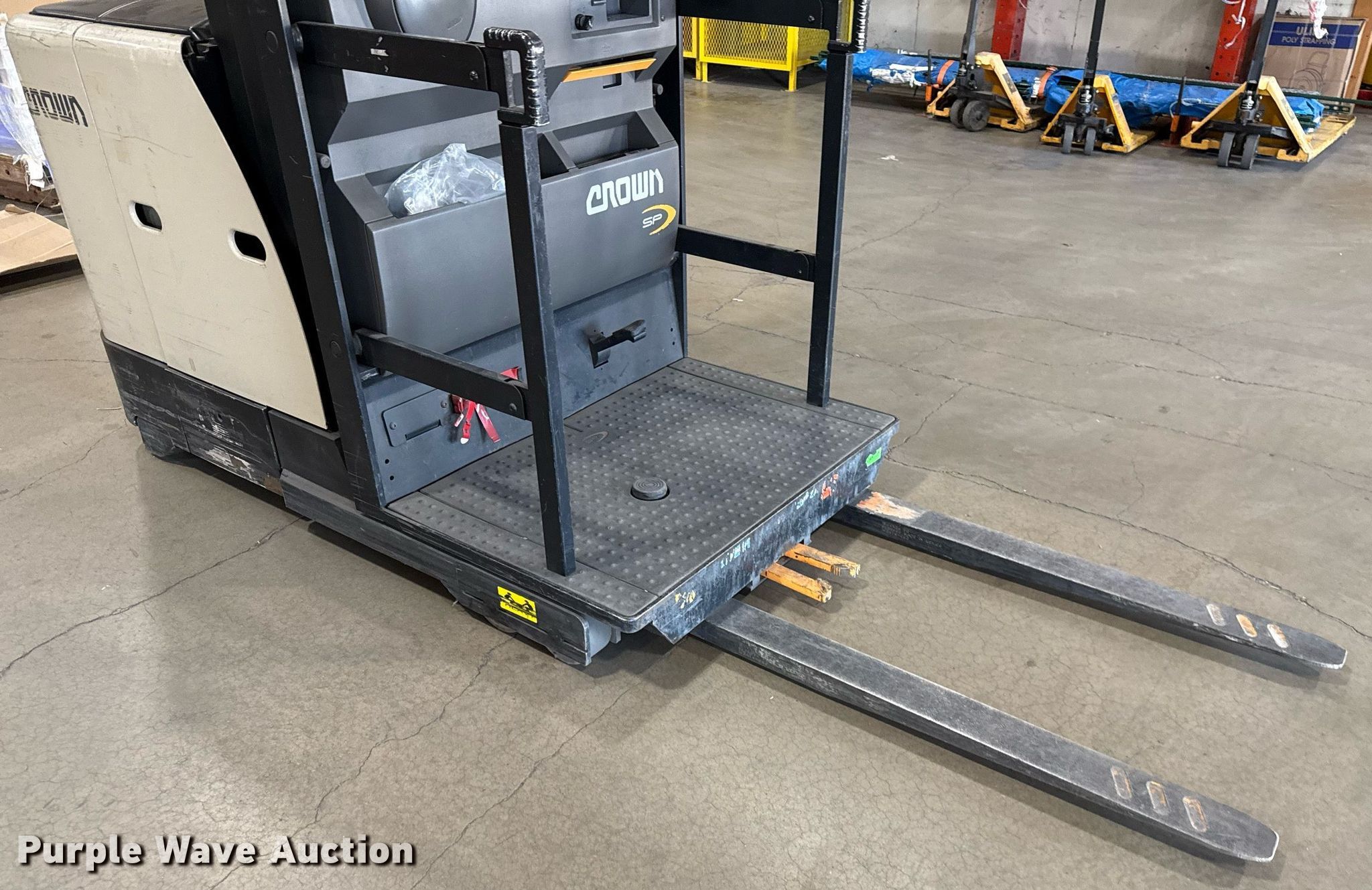 ￼スーパースピークアンドスペル テキサスインストゥルメンツ社　完動品 2017 Crown SP3520-30 order picker in Carrollton, TX | Item