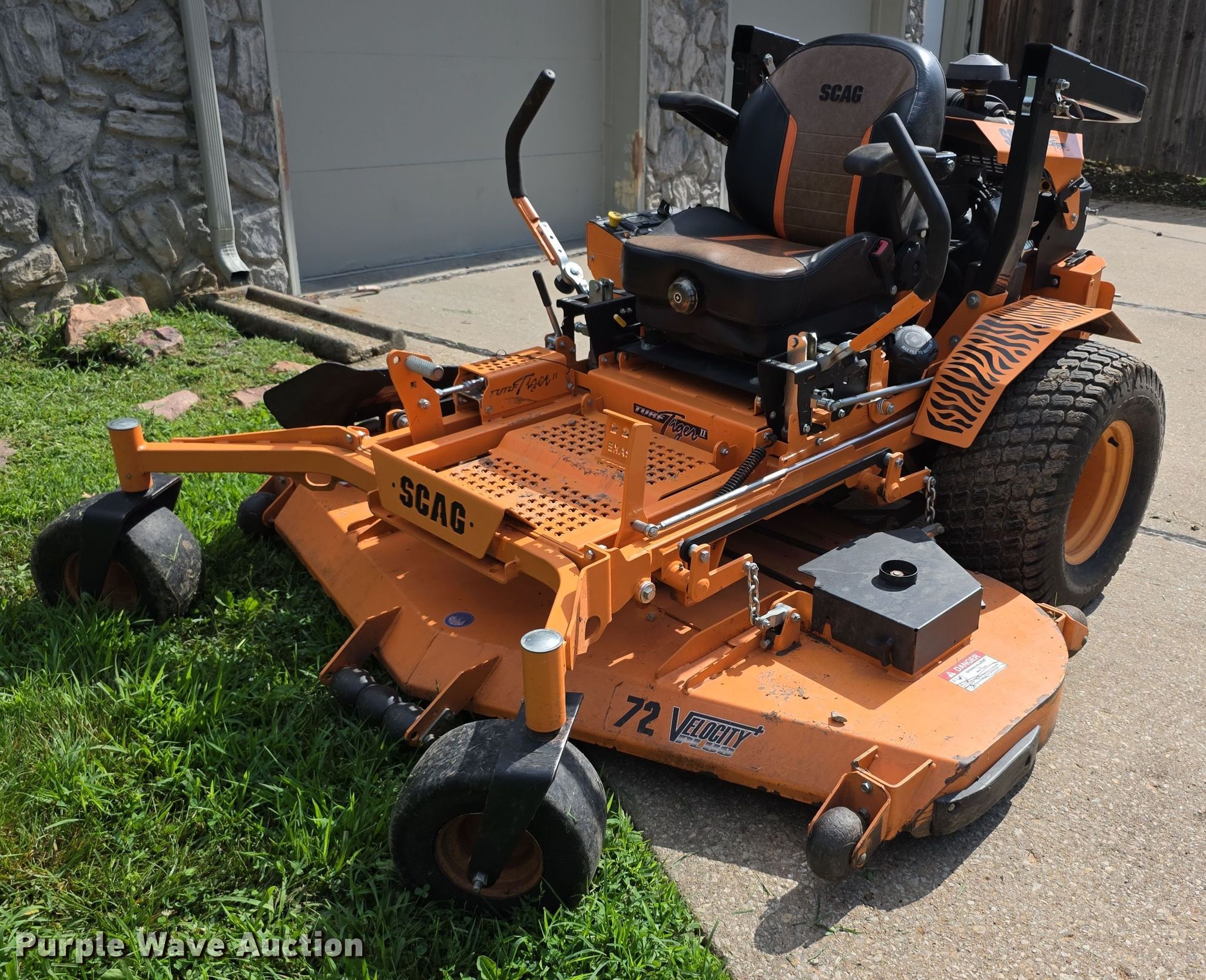 Scag Turf Tiger ZTR lawn mower in Leavenworth, KS | Item DZ6001