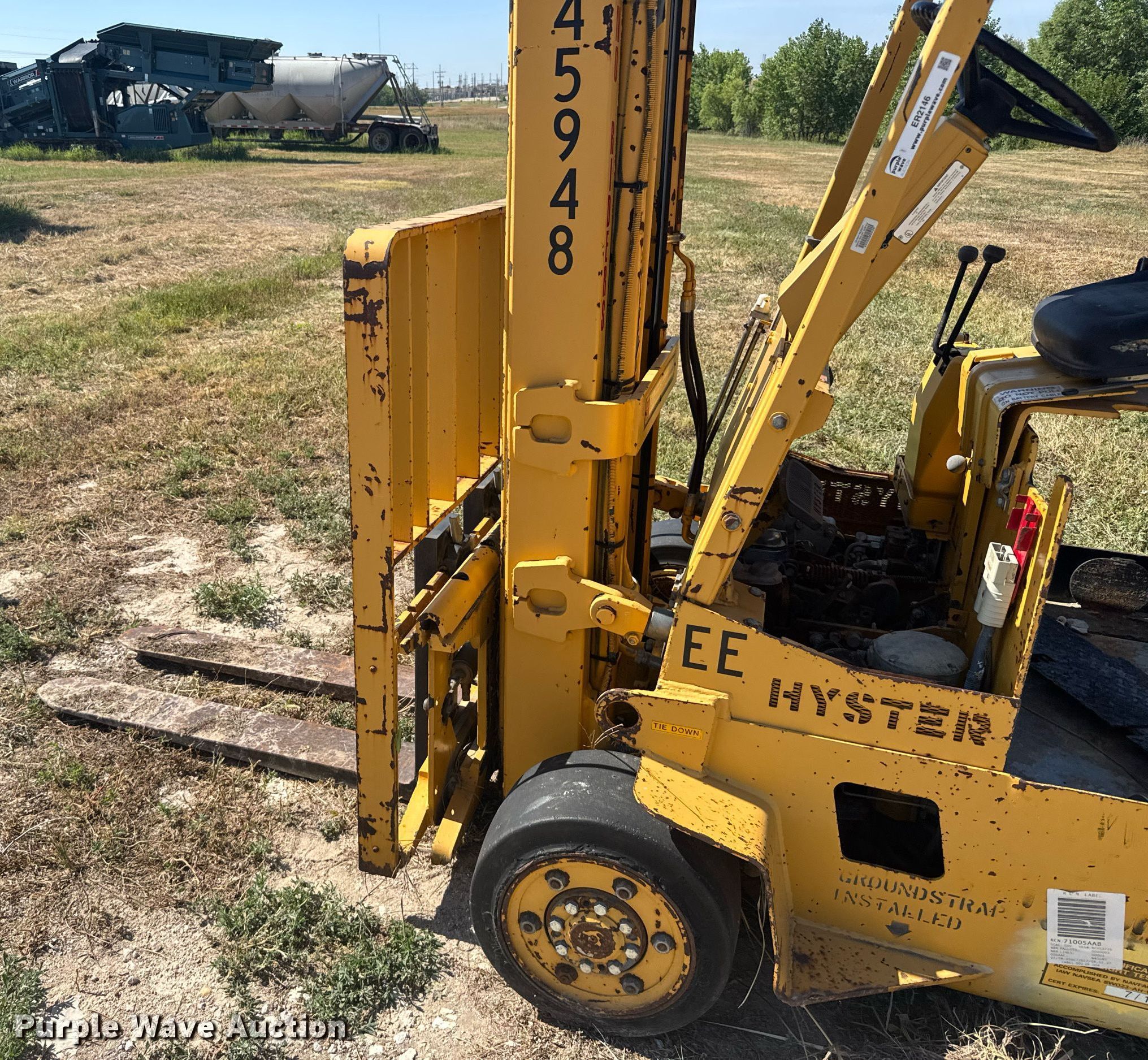 2014 Hyster E60XL-MIL forklift in Hays, KS | Item ER2146