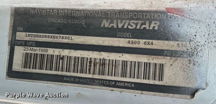 image for item DF8598 1999 International 4900 dump truck