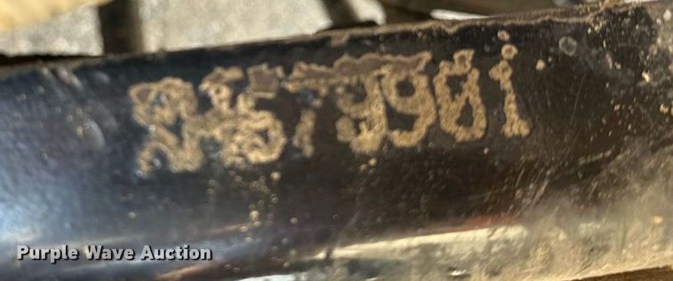 image for item DF8598 1999 International 4900 dump truck