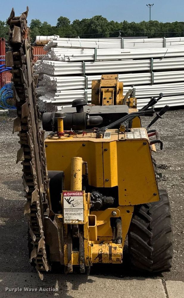 image for item DI9059 2003 Vermeer LM42 trencher