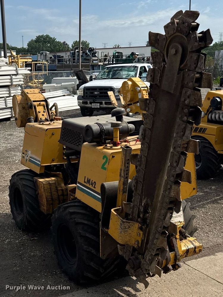 image for item DI9059 2003 Vermeer LM42 trencher