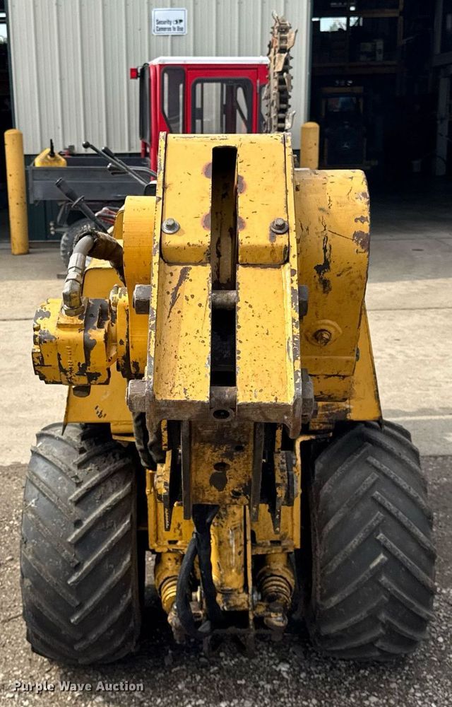 image for item DI9059 2003 Vermeer LM42 trencher