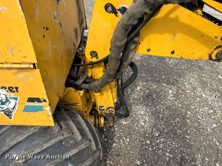 image for item DI9059 2003 Vermeer LM42 trencher