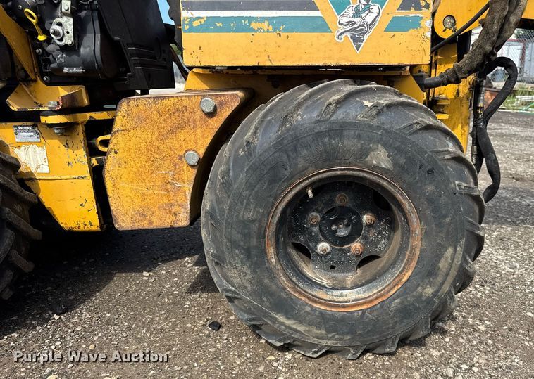 image for item DI9059 2003 Vermeer LM42 trencher