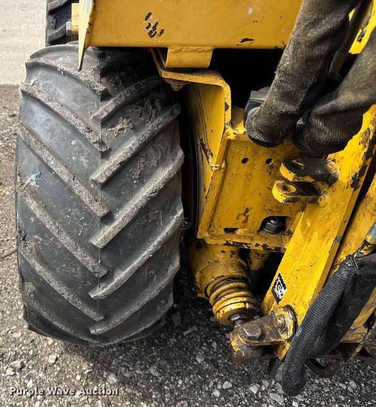 image for item DI9059 2003 Vermeer LM42 trencher