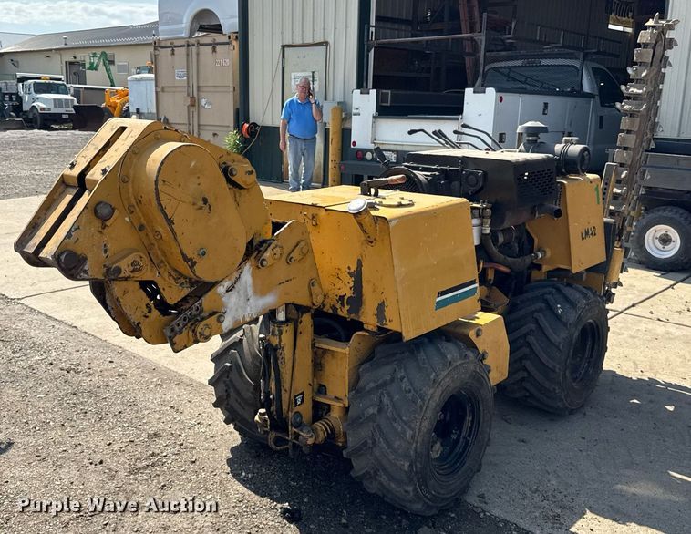 image for item DI9061 2000 Vermeer LM42 trencher