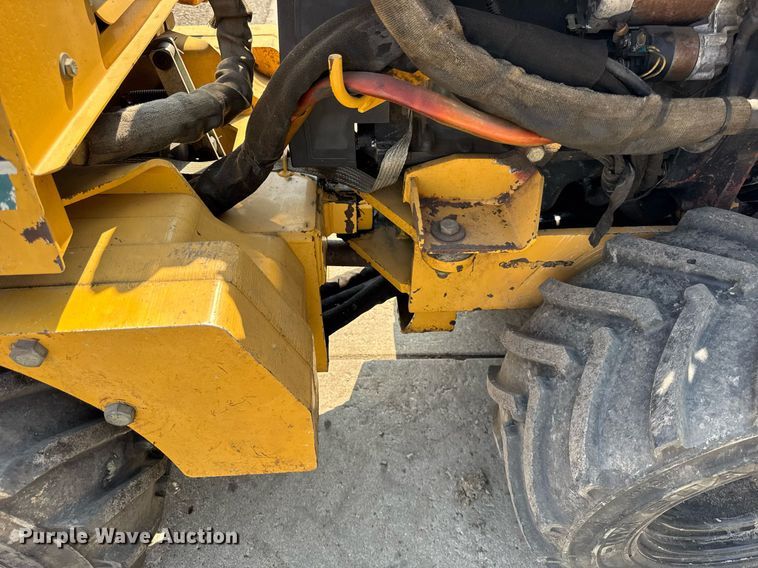 image for item DI9061 2000 Vermeer LM42 trencher