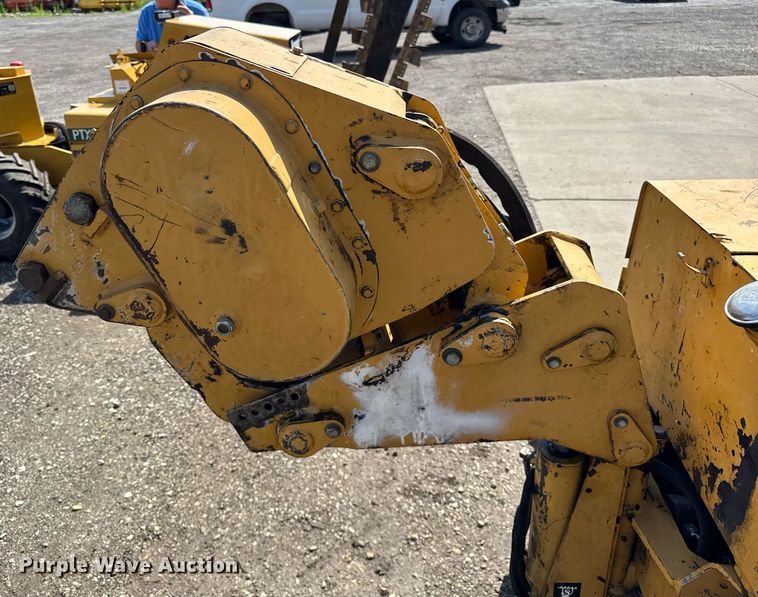 image for item DI9061 2000 Vermeer LM42 trencher