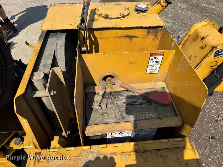 image for item DI9061 2000 Vermeer LM42 trencher