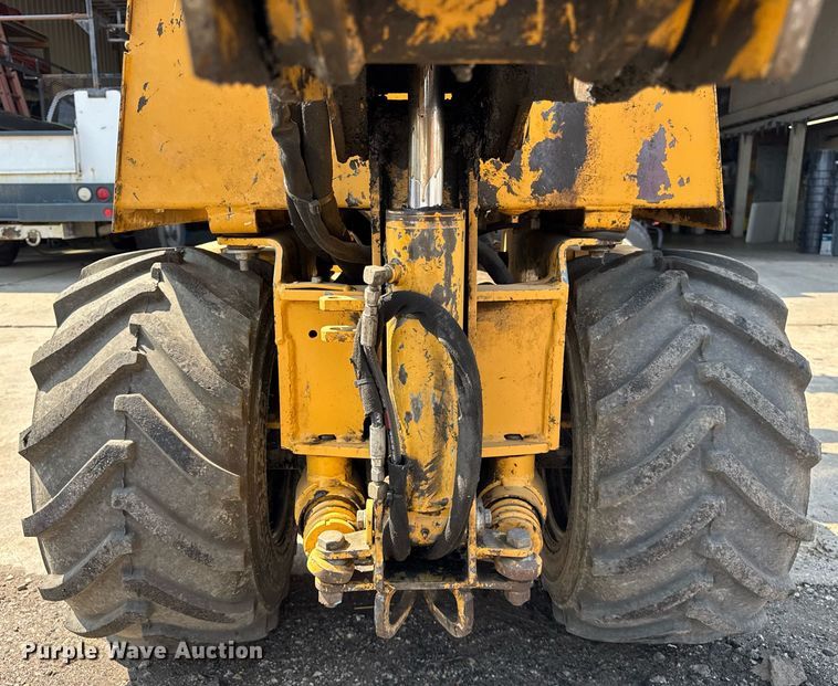 image for item DI9061 2000 Vermeer LM42 trencher