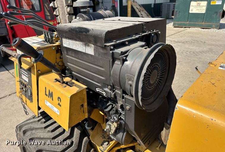 image for item DI9061 2000 Vermeer LM42 trencher