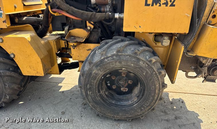 image for item DI9061 2000 Vermeer LM42 trencher