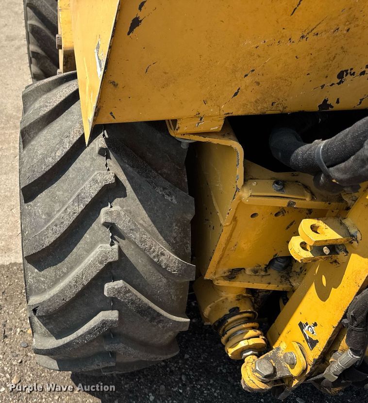 image for item DI9061 2000 Vermeer LM42 trencher