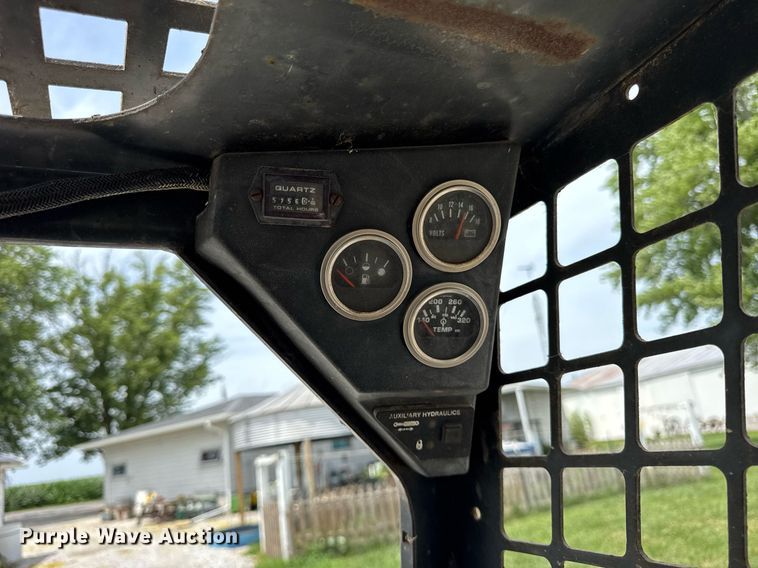 image for item DI9818 1996 Bobcat 873 skid steer loader