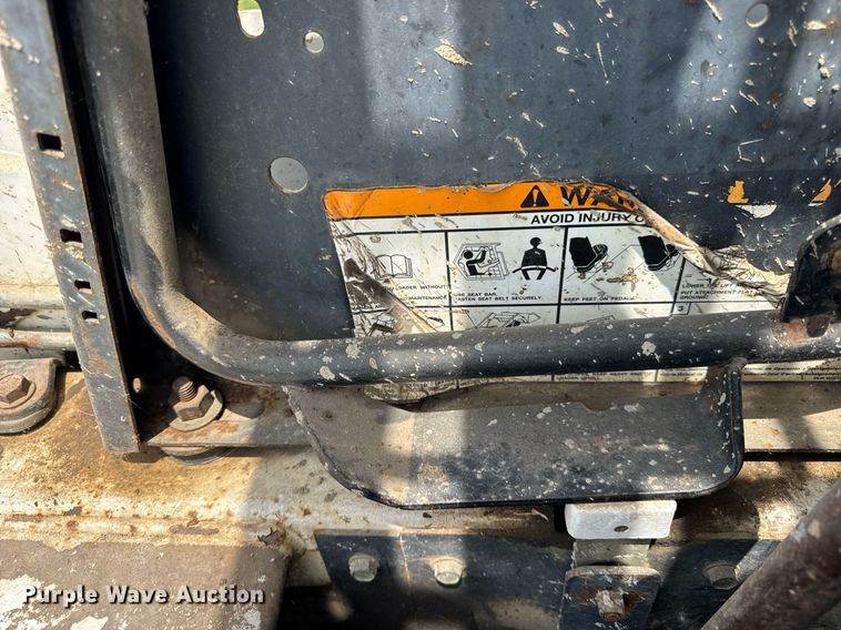 image for item DI9818 1996 Bobcat 873 skid steer loader