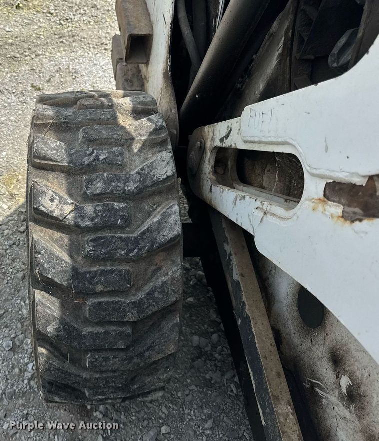 image for item DI9818 1996 Bobcat 873 skid steer loader