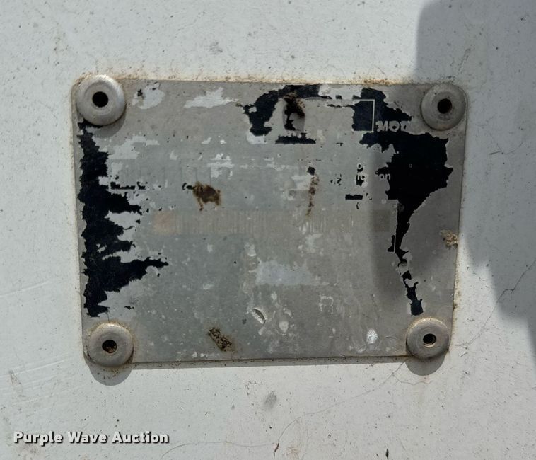 image for item DI9818 1996 Bobcat 873 skid steer loader