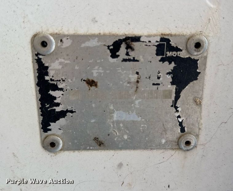 image for item DI9818 1996 Bobcat 873 skid steer loader