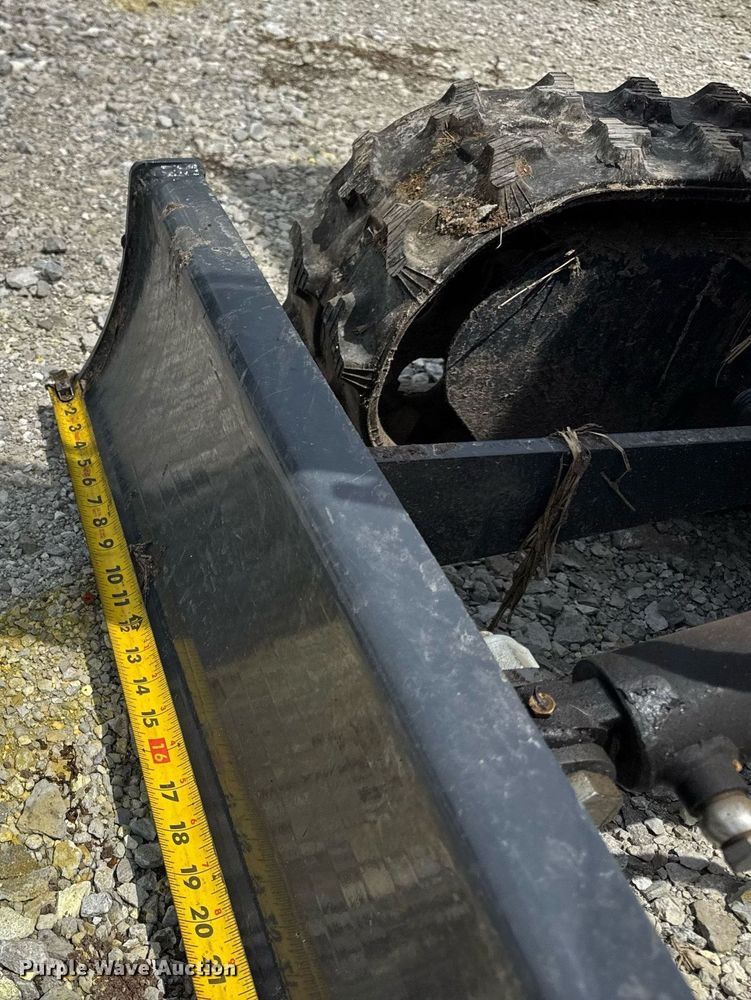 image for item DI9819 2023 AGT H15 mini excavator