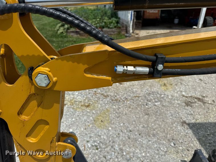 image for item DI9819 2023 AGT H15 mini excavator