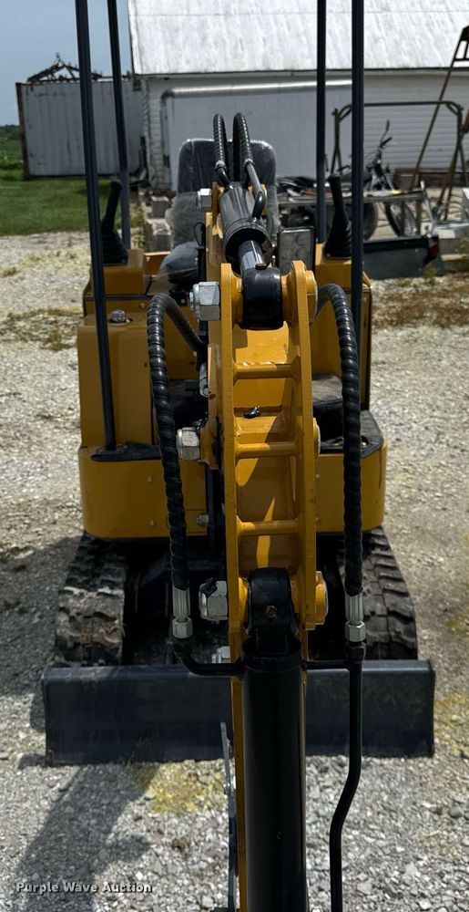 image for item DI9819 2023 AGT H15 mini excavator