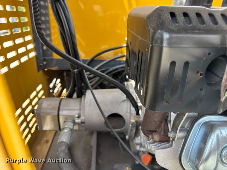 image for item DI9819 2023 AGT H15 mini excavator